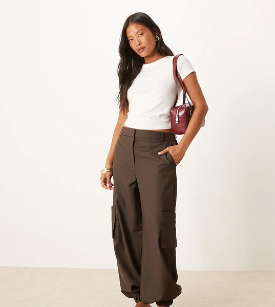  Asos Design Petite Tailored Straight Leg Pants With Cuff And Utility Pocket Detail In Chocolate-brown 